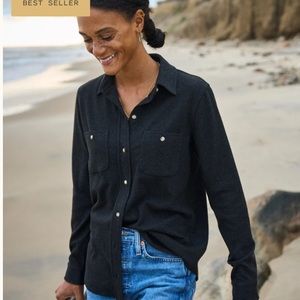 Faherty women’s Legend sweater shirt in heathered black twill